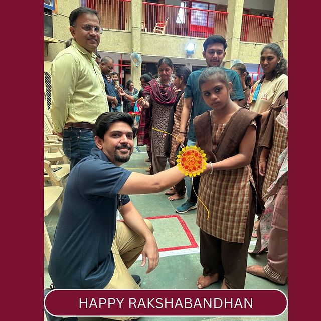 🎉 Celebrating Rakshabandhan with Rotary Royal Club Members! 🎉